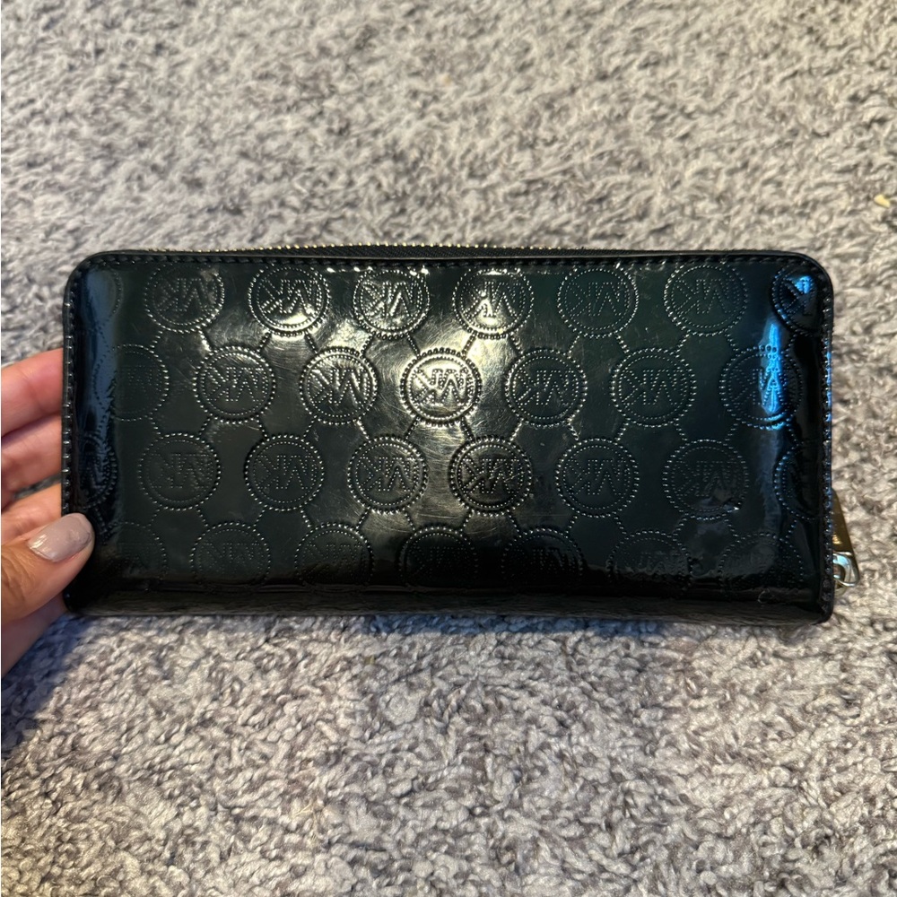 Michael Kors leather wallet - Picture 3 of 6